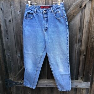 Gloria Vanderbilt classic blue mom jeans